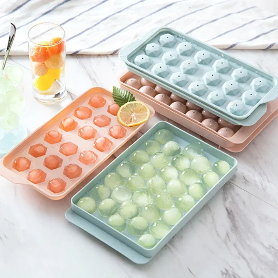 Round Ice Cube Tray Creative H - Home Cooking Recipes recensione e prezzo